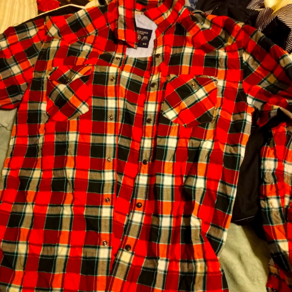 2 long sleeves
